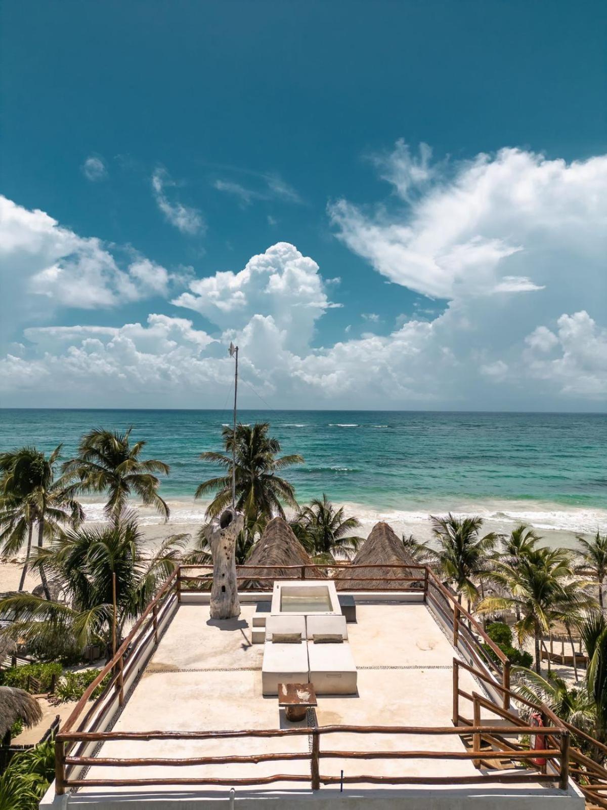 Niken Beachfront Tulum Hotel Exterior photo